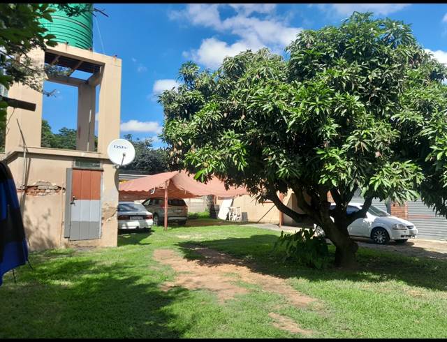 6 BEDROOM HOUSE FOR SALE IN BO-DORP